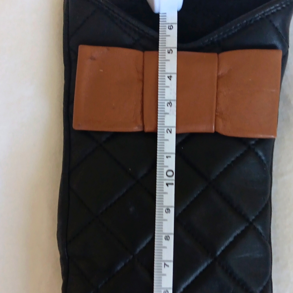 Kate Spade leather quilted gloves.Small - Picture 8 of 10